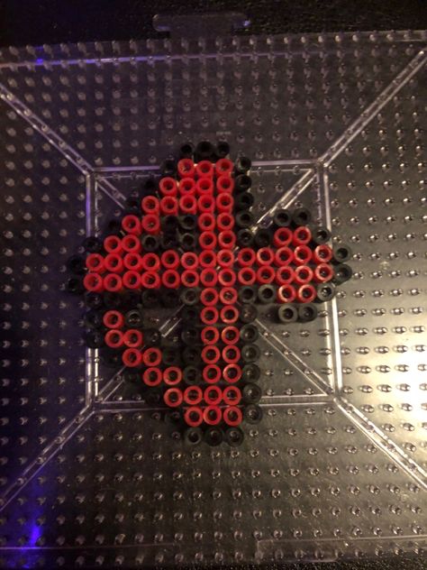 Bill Cipher Kandi Pattern, Ranboo Perler Bead, Ranboo Pixel Art, Lovejoy Pixel Art Grid, Lovejoy Perler Beads, Dsmp Perler Bead Patterns, Lovejoy Pixel Art, Dsmp Perler Beads, Dsmp Pixel Art