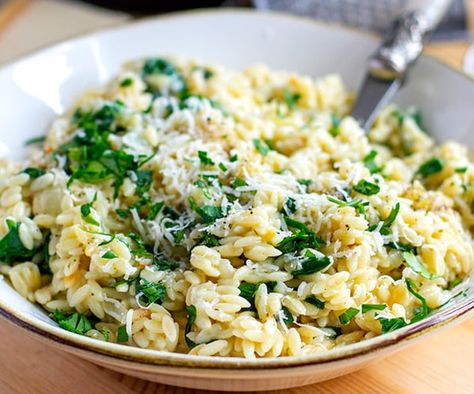 Instant Pot Orzo With Lemon, Parmesan & Spinach Instant Pot Orzo, Orzo Spinach, Cheesy Orzo, Parmesan Spinach, Parmesan Orzo, Orzo Dishes, Spinach Parmesan, Lemon Orzo, How To Cook Orzo