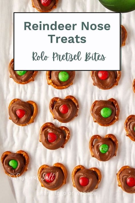 Looking for a DIY holiday snack that's both fun and easy to make? Try these Reindeer Nose Treats! This recipe uses Rolo pretzel bites to create a festive snack that’s ideal for parties, family gatherings, or gifting. Learn how to make this simple and delicious treat that will add holiday cheer to any occasion. Rolo Pretzel Bites, Snowman Recipes, Rolo Pretzel, Rice Krispie Treats Christmas, Chex Mix Christmas, Rolo Pretzels, Kid Friendly Dessert, Pretzel Treats, Holiday Snack