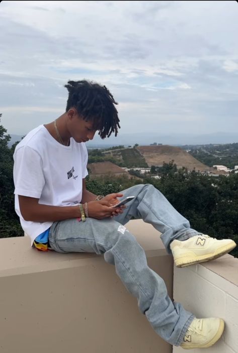 Jaden Smith Aesthetic, Jaden Smith Fashion, Guys Grooming, Guy Fashion, Jaden Smith, Gym Workout For Beginners, Role Model, Workout For Beginners, Role Models