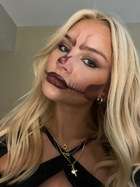 Hair For Skeleton Costume, Blonde Scary Halloween Costume, Dead Girl Makeup Halloween, Woman Skeleton Costume, Women Skeleton Costume, Skeleton Womens Costume, Halloween Costumes Scary Girl, Skeleton Halloween Costume Women, Hot Skeleton Costume