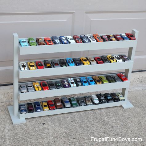 Hot Wheels Cars Storage, Hot Wheels Shelf, Matchbox Car Storage, Hot Wheels Cars Display, Hot Wheels Diy, Diy Display Shelf, Toy Car Display, Hot Wheels Wall, Hot Wheels Storage