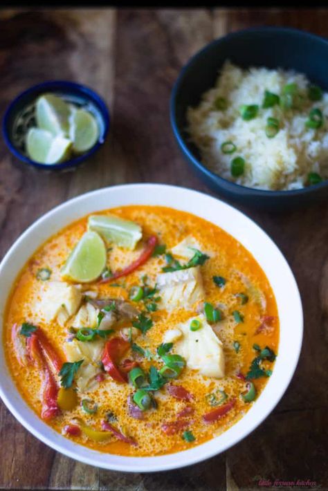 Moqueca Recipe, Brazilian Fish Stew, Recipes Salmon, Seafood Stew, Fish Stew, Fish Soup, Brazilian Food, Fish Dishes, Quesadillas