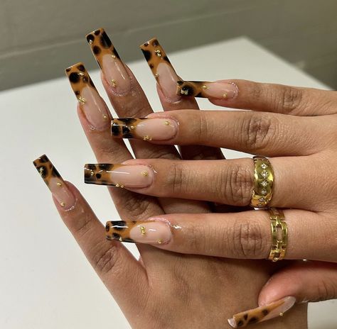 Fake Nails Long, Long Press On Nails, Cheetah Nails, Easy Nails, French Nail Designs, Seasonal Nails, Leopard Nails, Fall Acrylic Nails, Nail Forms