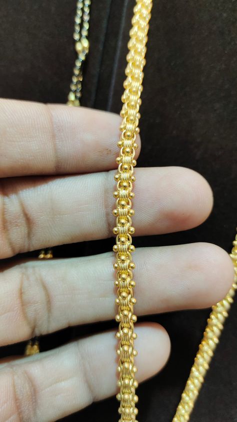 Thali Chain Designs Gold Latest Kerala, Pustelatadu Designs Gold, Pusthela Thadu Designs Latest, Thali Chains, Thali Chain, Pretty Gold Necklaces, Gold Neck Chain, Pearl Earrings Designs, Gold Jewels Design