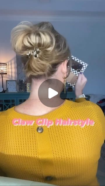 Ashley Steading ✨ Over 40 Beauty & Fashion ✨ on Instagram: "Easy Claw Clip Hairstyle!! Save for later! 

Directions: pull hair back in a ponytail. On your last loop don’t pull all the way through. Split hair and place clip in. Fluff as desired!

#easyhairstyle #mommakeover #hairstyleideas #mommakeup #clawcliphairstyle #makeupfoebeginners #makeuptipsandtricks" Mom Makeover, Claw Clip Hairstyle, Clip Hairstyle, Makeup For Moms, Split Hair, A Ponytail, Clip Hairstyles, Hair Back, Save For Later