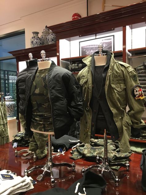 Men Army Outfit, Military Style, Preppy Man, Mens Clothing Store, Preppy Mens Fashion, Camo Fashion, Mens Fashion Rugged, Concept Clothing, Military Outfit