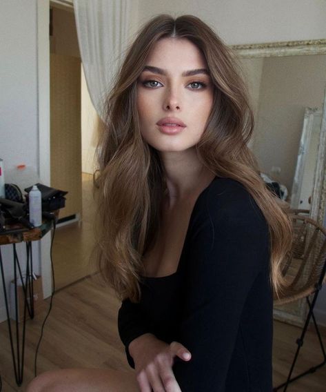 Eden Polani, Nails Selfie, Fresh Face Makeup, Beauty Hairstyles, Hair Color For Women, Hairdo For Long Hair, Hair Dye Colors, Brunette Girl, One Hair