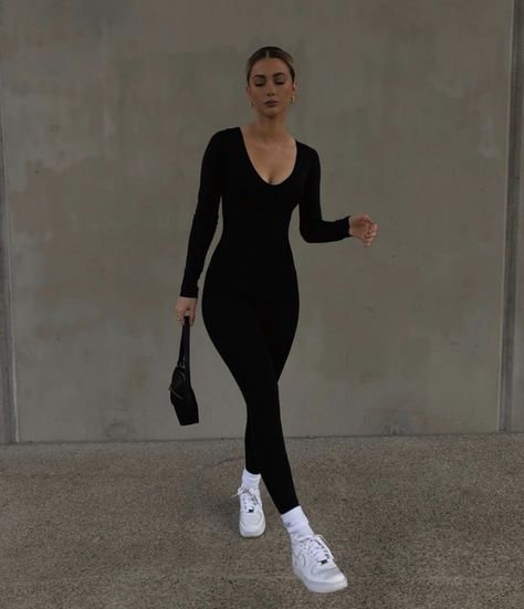 Black Sporty Jumpsuit Outfit, Black Onesie Outfit Women, Spandex Jumpsuit Outfit, Outfits Con Jumpsuit, Outfit With Air Forces, Jumpsuit And Sneakers Outfit, Catsuit Outfit Ideas, Tight Jumpsuit Outfit, Full Bodysuit Outfit