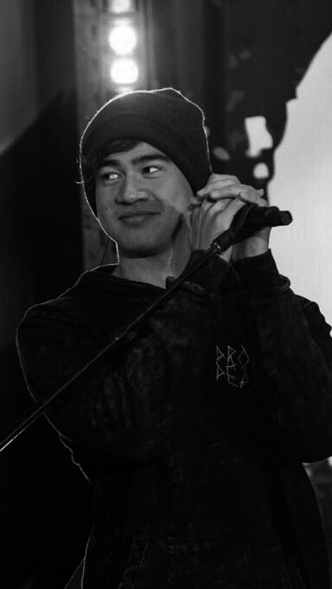 5sos Calum, Calum 5sos, Australian Boys, 5sos Wallpaper, 5sos Pictures, Thomas Hood, 5sos 1d, Calum Thomas Hood, 1d 5sos