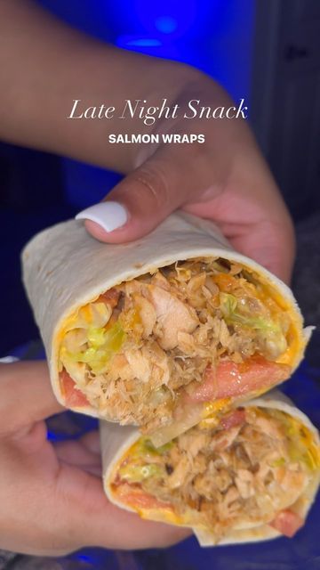 Salmon Wrap Recipes, Salmon Wraps, Pike Fish Recipes, Salmon Wrap, Salmon Pizza, Baked Fish Recipes, Creative Cooking, Late Night Snacks, Taco Salad