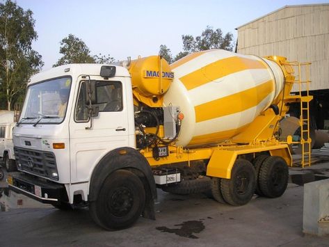 Rc Construction Equipment, Truck Concept, Concrete Mixer Truck, Mixer Truck, Concrete Mixers, Truck Design, Construction Equipment, Tow Truck, 로고 디자인