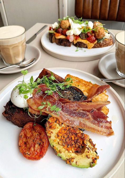 Full English Breakfast Aesthetic, Brunch Cafe Aesthetic, Patisserie Valerie, Brunch Cafe, Breakfast Cafe, Gourmet Breakfast, Aerate Lawn, Breakfast Restaurants, Delicious Snacks Recipes