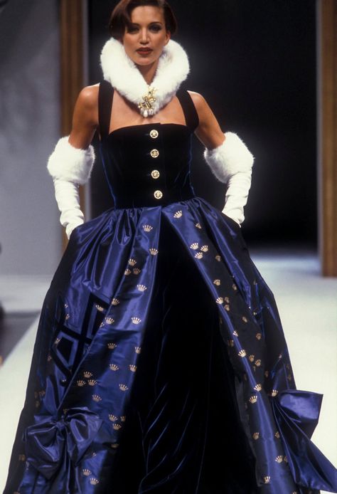 Capitol Fashion, Vintage Runway Fashion, Jacques Fath, High Fashion Runway, 90s Runway, 90s Runway Fashion, High Fashion Models, Runway Fashion Couture, Vintage Runway