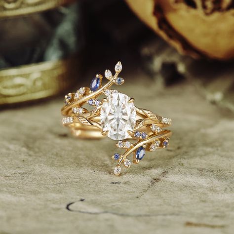 Rings Sapphire, Vintage Sapphire Ring, Leaf Engagement Ring, Romantic Jewelry, Colored Engagement Rings, Ring Settings, Oval Moissanite, Romantic Jewellery, Stunning Engagement Ring