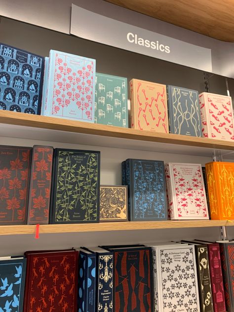 Barnes And Noble Classics Collectible, Barnes And Noble Collectible Editions, Barnes And Noble Leatherbound Classics, Barnes And Noble Classics, Rebound Books, Penguin Clothbound, Clothbound Classics, Penguin Clothbound Classics, Dark Academia Books