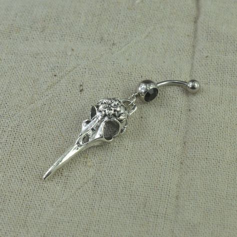 belly button jewelry bird skull bellyring steampunk belly button ring, belly piercing by vickybodyjewelry on Etsy https://www.etsy.com/listing/225522092/belly-button-jewelry-bird-skull Unique Belly Rings, Belly Button Piercing Jewelry, Etsy Jewellery, Belly Button Jewelry, Belly Jewelry, Yokai Watch, Bird Skull, Belly Piercing, Belly Button Ring