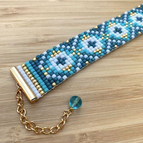 Seed Bead Bracelet Patterns, Bead Woven Bracelet, Bead Loom Designs, Loom Jewelry, Loom Bracelet Patterns, Bead Loom Bracelets, Bead Loom Patterns, Beaded Bracelet Patterns, Handmade Jewelry Diy