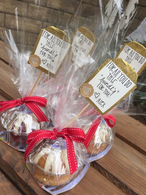 Teacher Appreciation Treats For Staff, Teacher Appreciation Baked Goods, Marketing Goodies, Treat Cart, Counselor Appreciation Week, Counselor Appreciation, Caregiver Appreciation, Mini Gifts, Appreciation Gifts Diy