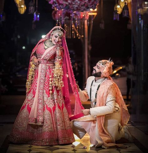 Groom Poses Indian Wedding, Groom Poses Indian, Marriage Poses, Wedding Photography India, Bride Groom Photoshoot, शादी की तस्वीरें, Bride Groom Poses, Indian Bride Photography Poses, Indian Wedding Poses