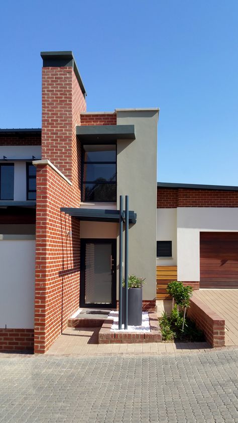 South African Houses Modern, South African Houses, African Houses, Exterior Facelift, South African Homes, African House, House Planning, New Houses, House Construction Plan