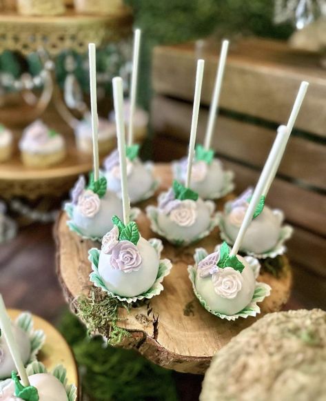 Andrea’s Enchanted Forest | CatchMyParty.com Forest Cake Pops, Enchanted Fairy Theme, Camouflage Birthday Party Ideas, Enchanted Sweet 16, Enchanted Forest Wedding Cake, Cake Quinceanera, Enchanted Forest Cake, Enchanted Forest Quince, Camouflage Birthday Party