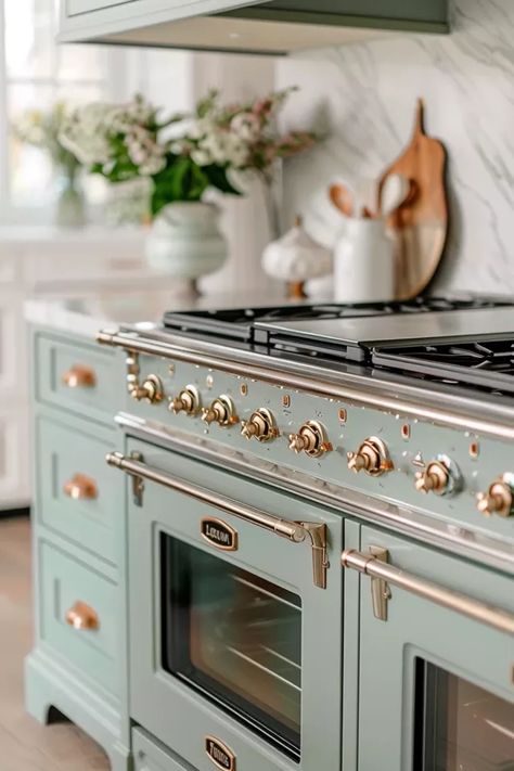 French Traditional Kitchen, La Corneau Range Kitchen, French Country Kitchen Accessories, La Cornue Range Kitchen, Beautiful Range Hoods, French Bistro Inspired Kitchen, Kitchen Design Timeless, French European Kitchen, French Cottage Interior Design