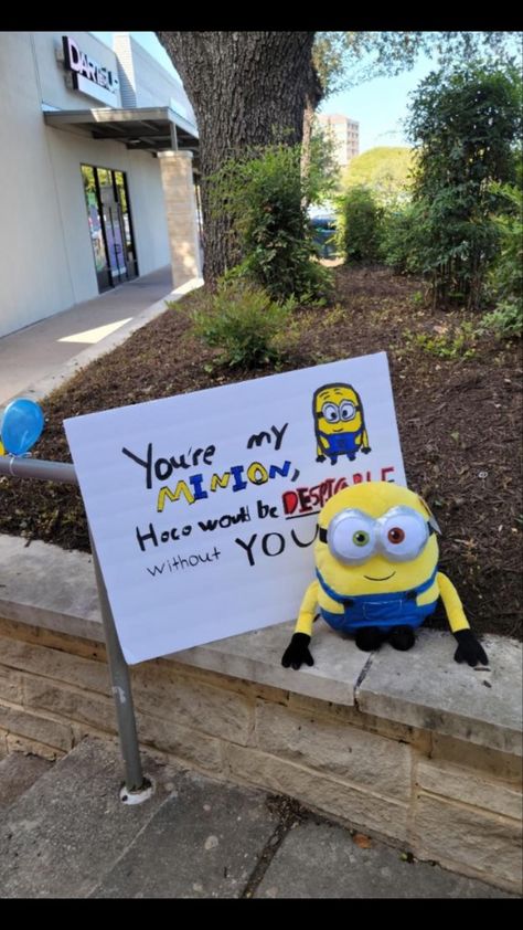 Hoco Proposals Minions, Minion Homecoming Proposal, Minion Promposal, Minion Hoco Proposal, Hoco Boards, Hoco Posters, Homecoming Poster, Homecoming Poster Ideas, Homecoming Signs