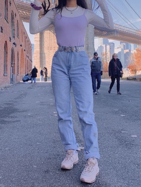 Pastel Colors Photoshoot, Lavender Jeans Outfit, Purple Outfits Aesthetic, Purple Clothes Aesthetic, Aesthetic Pastel Outfits, Rich Goals, Dress Up For Boys, Pinky Pinky, Lavender Jeans