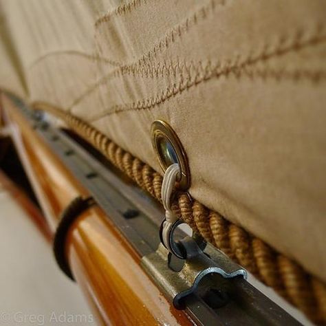 sailcloth in action Classic Sailing, Boat Life, Classic Yachts, Yacht Interior, Classic Boats, Sailing Yacht, Tall Ships, Kayaks, Wooden Boats