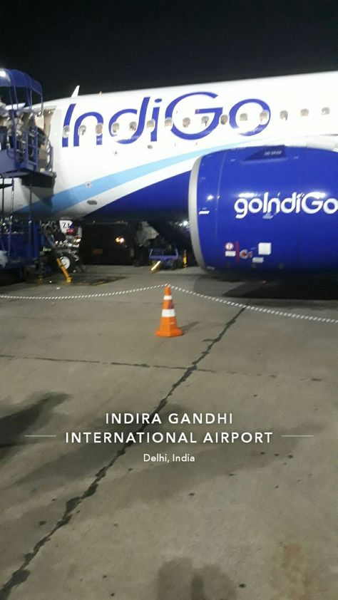 Dehradun Airport Snap, Srinagar Airport Snap, Delhi Airport Instagram Story, Delhi Airport Night, Delhi Airport Snapchat Stories Night, Igi Airport Delhi Snapchat, Delhi Airport Snapchat, Airport Snapchat Stories Night, Delhi Airport Snap