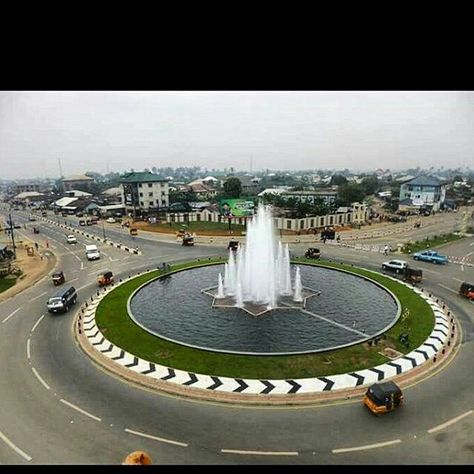 Museum Exhibition Design Display, Modern Outdoor Fountains, Modern Water Feature, Streetscape Design, Museum Exhibition Design, Campus Design, Renovation Architecture, Entrance Gates Design, Mosque Architecture