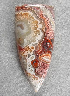 Crazy lace agate Polymer Techniques, Agate Properties, Biggs Jasper, Rocks And Fossils, Montana Agate, Pretty Rocks, Beautiful Rocks, Rock Collection, Mineral Stone