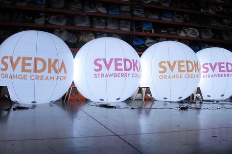 Lighted Helium Sphere Advertising Balloon Balloon Advertising, Giant Balloon, Activity Gym, Giant Balloons, Orange Cream, Launch Event, Air Balloon, Branding Inspiration, Visual Merchandising