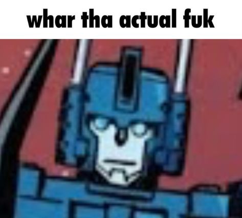 Ultra Magnus Mtmte, Lost Light Transformers, Transformers Ultra Magnus Art, Transformers Reaction Pic, Ultra Magnus Idw, Ultra Magnus Transformers, Transformers Pfp, Sharkboy And Lavagirl, Transformers Starscream