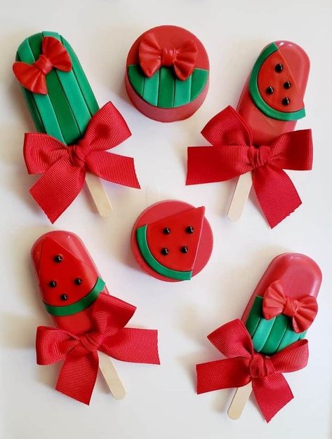 Baking Wallpaper, Popsicles Cake, Watermelon Popsicles, Baking Photography, Yalda Night, Cake Pop Designs, Watermelon Birthday Parties, Cake Pop Decorating, Baby Shower Cake Pops