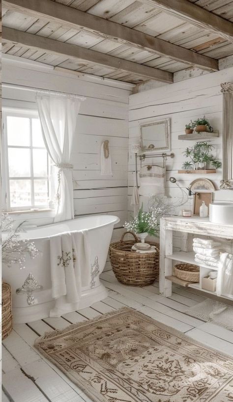 Cottage Core Bathroom Ideas, Tuscan Bathroom Decor, Washrooms Ideas, Tiny Home Bathroom, Cottage Core Bathroom, Cottagecore Bathroom, French Country Interior Style, Tuscan Bathroom, Cottage Style Interiors