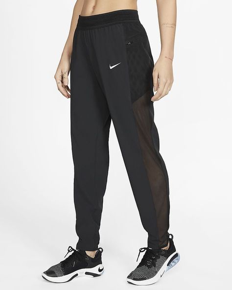 Sporty Outfits Nike, Nike Fashion Outfit, Nike Casual Outfit, Summer Running Outfit, Winter Running Outfit, Nike Women Outfits, Nike Running Pants, Womens Running Pants, Running Trousers