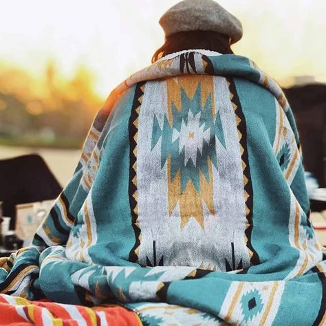 HORIMOTE HOME Aztec Patterned Soft Sherpa Throw Blanket Southwestern Navajo Tribal Style Warm Throw for Camping, Outdoor, Lightweight Boho Blanket for Couch, Bed, 152x203cm, Teal : Amazon.co.uk: Home & Kitchen