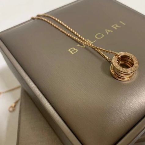 Bulgari necklace Bulgari Necklace Simple, Bulgari Aesthetic, Bulgari Pendant, Bvlgari Jewelry Necklaces, Bulgari Jewelry Necklaces, Bulgari Necklace, Jewelry Bulgari, Bvlgari Gold, Bvlgari Necklace