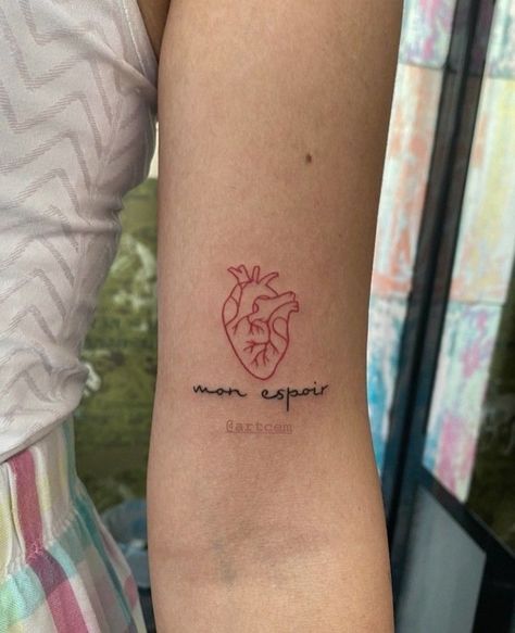 Tattoo Idea For Your Parents, Heart Dates Tattoo, Minimal Heart Tattoo, Parents Tattoo Ideas, Corazon Tattoo, Heart Tattoo Ideas, Anatomical Tattoos, Purple Tattoos, Girl Neck Tattoos