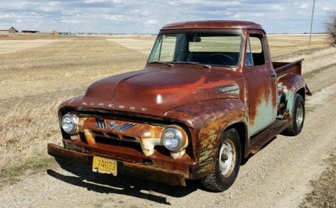 Rare Barn Find! 1954 Mercury M100 Pickup #ForSale #Mercury - https://barnfinds.com/rare-barn-find-1954-mercury-m100-pickup/ Mercury Truck, Studebaker Trucks, Ford Mustang Car, Classic Ford Trucks, Antique Trucks, 4x4 Trucks, Ford Pickup, Truck Driver, Barn Finds