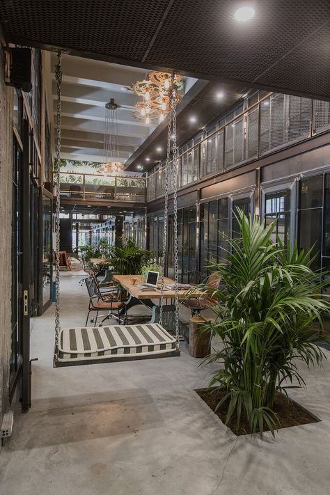 Another Look Inside Kolektif House’s Coworking Space - Officelovin Warehouse Office Design, Industrial Office Space, Coworking Space Design, Warehouse Office, Commercial Office Design, Industrial Office Design, Cool Office Space, Office Design Inspiration, Loft Office