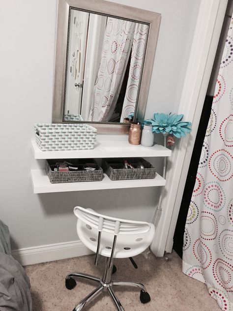 DIY floating shelves makeup vanity Floating Makeup Vanity Diy, Makeup Vanity Diy, Floating Makeup Vanity, Vanity Room Decor, Diy Vanity Table, Pallet Deck Diy, Vanity Diy, Diy Makeup Vanity, Vanity Shelves