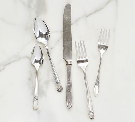 Pretty Silverware, Eclectic Elegance, Flatware Design, 2023 Wishlist, Flatware Caddy, Vintage Hotel, Vintage Caravans, Vintage Hotels, Silver Cleaner