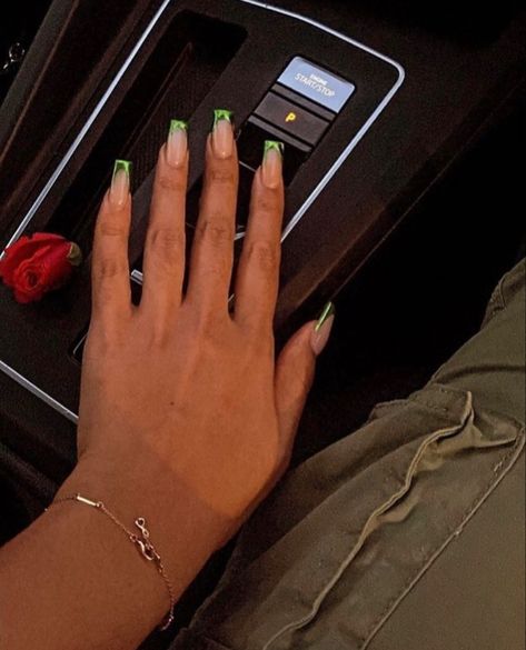 Chrome Tips Nails Coffin, Nail Colours French Tip, Metallic French Tip Nails Coffin, Acrylic Nails Chrome Tips, Metallic Green French Nails, Green Chrome Square Nails, Green Chrome Heart Nails, Chrome Green Nails Designs, Colorful Chrome French Tip Nails