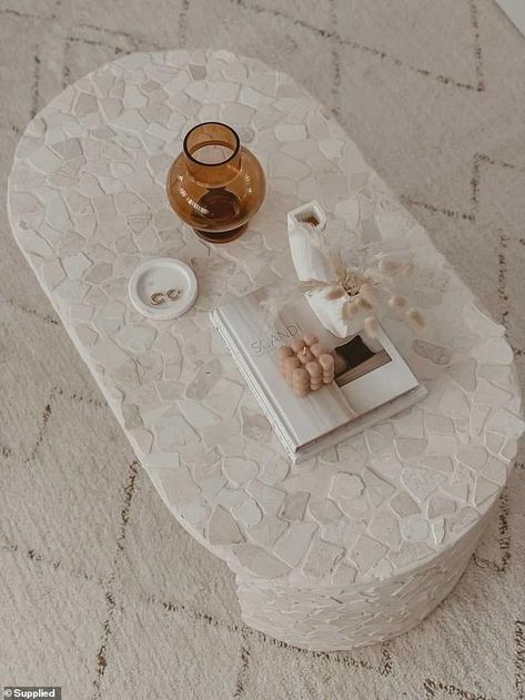 Cover Coffee Table, Marble Coffee Table Design, Diy Coffee Table Base, Tile Coffee Table Diy, Diy Marble Coffee Table, Wood Table Decorations, Kmart Coffee Table, Cement Coffee Table, Pebble Coffee Table