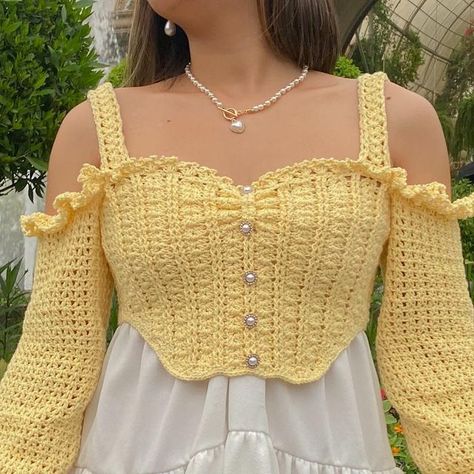 Crochet A Corset, Crochet A Corset Top, Crochet Corset Back Top, Crochet Patterns Corset, Crochet Corset Top With Sleeves, Diy Crochet Top, Simple Style Outfits, Beginner Crochet Tutorial, Crochet Ladies Tops