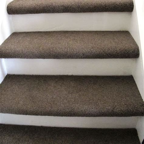 Best 5 Carpet Stairs Top #stairs #stairsdesign #design #ideas Carpeted Stairs, Stairs Colours, Carpet Diy, Carpet Treads, Stair Makeover, Hardwood Stairs, Stairs Makeover, Oak Stairs, Loft Stairs