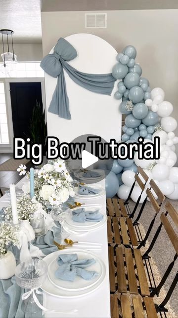 Party Decor Rental Business, Bow Backdrop Ideas, Bow Decor Wedding, Big Bow Decoration, Giant Bow Backdrop, Baby Shower Setup Ideas, Pearl Centerpiece Ideas, Giant Bow Tutorial, Weddings 2024 Trends